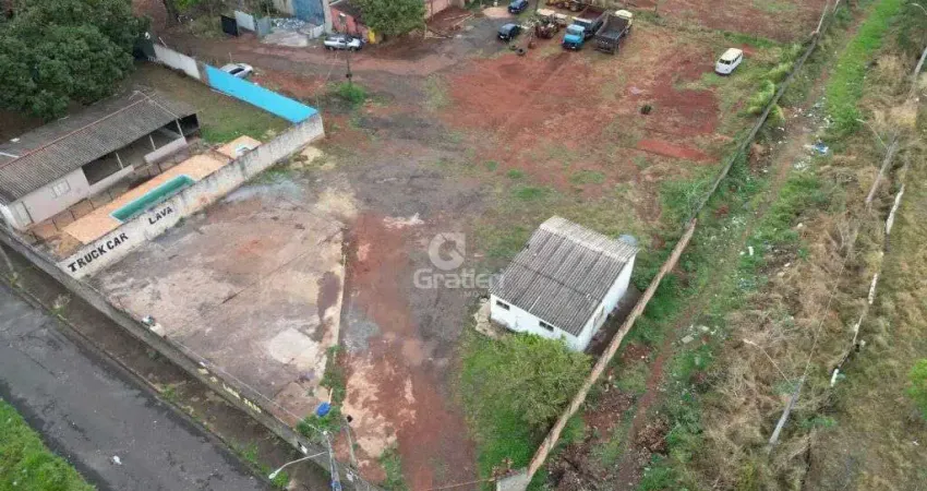 Area comercial murada 2.560 m2 no jardim athenas (arco-iris)