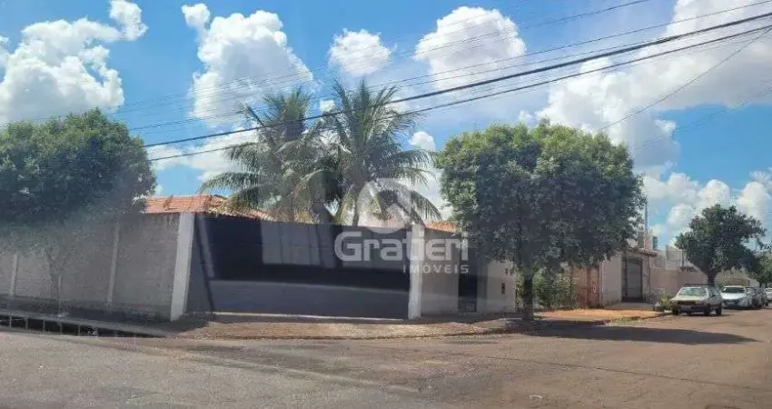Casa com 2 quartos à venda na Avenida Dalvo de Freitas Luiz, 82, Jardim das Flores, Araraquara