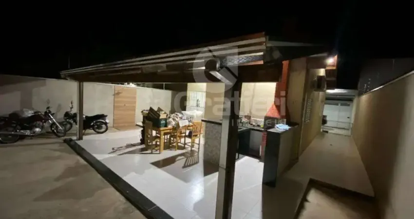 Casa com 2 quartos à venda na Avenida Carmo Aparecido Batista, 37, Jardim Boa Vista, Araraquara