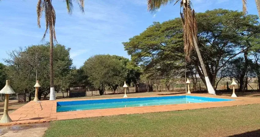 Chácara / sítio com 3 quartos à venda na Rua Doutora Arani Murad, Parque Tropical, Araraquara
