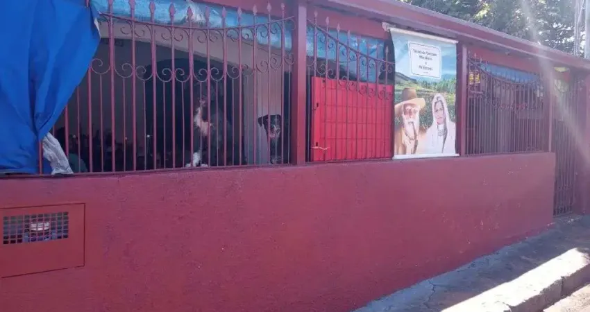Casa com 3 quartos à venda na Avenida São Judas Tadeu, 249, Vila Xavier (Vila Xavier), Araraquara