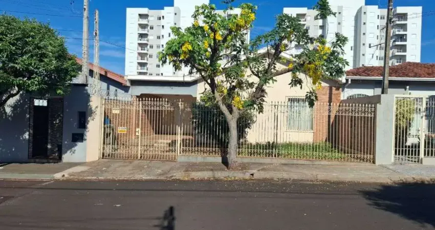 Casa com 3 quartos à venda na Avenida João de Caires, 64, Vila Furlan, Araraquara