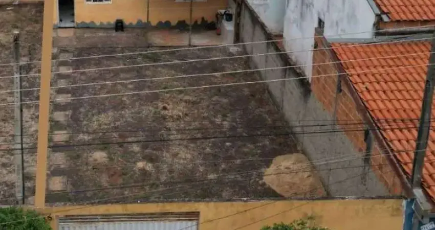 Casa à venda na Avenida Jamil Ferez Haddad, 259, Jardim Victório Antônio de Santi II, Araraquara