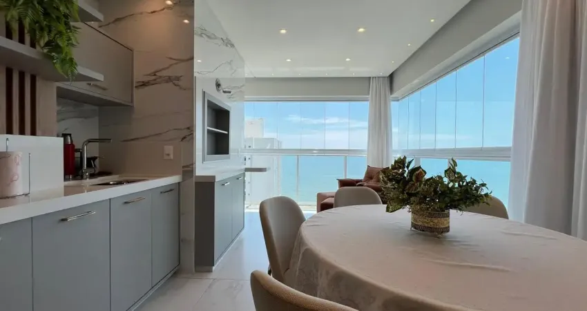 Lindo 4 suítes mobiliado vista mar na meia praia. frente avenida.