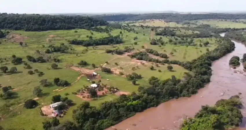 Fazenda à venda na Zona Rural, Doverlândia