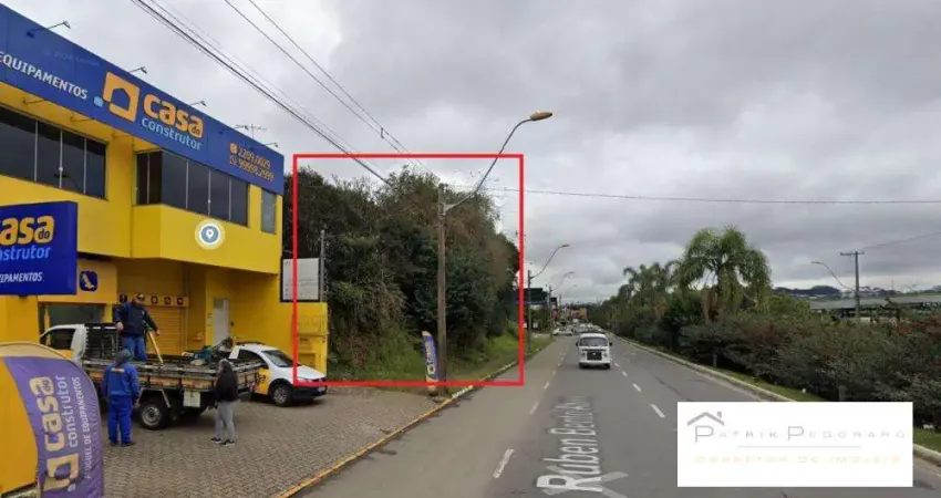 Terreno à venda no Universitário, Caxias do Sul