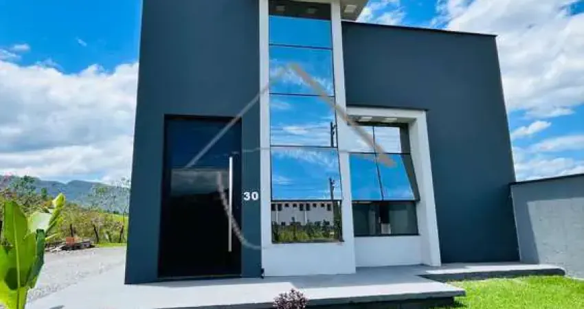 Casa com ótimo padrão em amplo terreno , tres rios do norte, jaragua do sul - sc