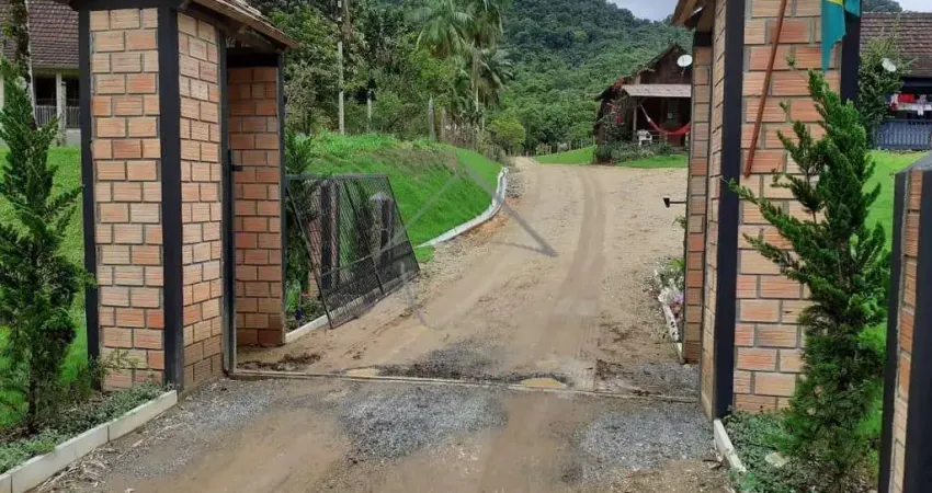 Chácara / sítio com 4 quartos à venda em Garibaldi, Jaraguá do Sul 