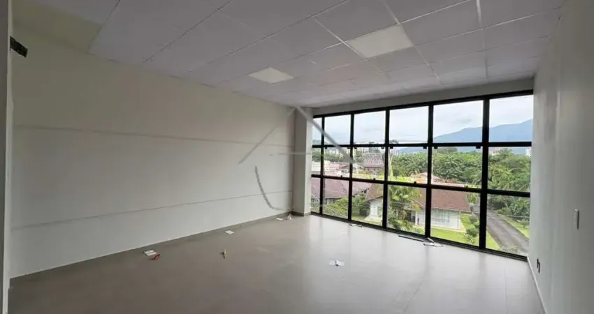 Sala comercial com 1 sala para alugar na Vila Nova, Jaraguá do Sul