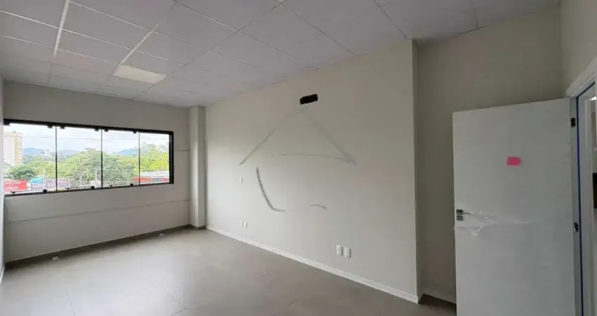 Sala comercial com 1 sala para alugar na Vila Nova, Jaraguá do Sul