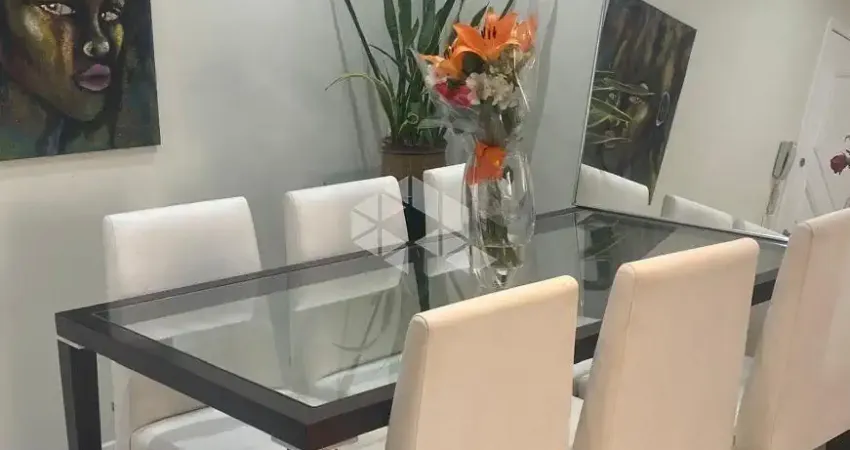 Apartamento de 2 dormitórios no Centro 1 QUADRA DA BEIRA MAR  de Florianópolis/SC