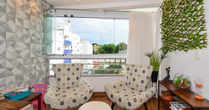 APARTAMENTO À VENDA COM 3 QUARTOS SENDO 1 SUÍTE E 1 VAGA DE GARAGEM NO BAIRRO ABRAÃO EM FLORIANÓPOLIS/SC.
