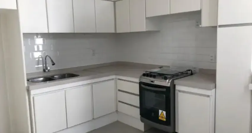 APARTAMENTO DE 2 DORMITÓRIOS NO CENTRO DE FLORIANÓPOLIS SC