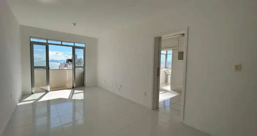 Apartamento de 3 dormitórios com suite e vaga de garagem e linda vista mar - Florianópolis/SC