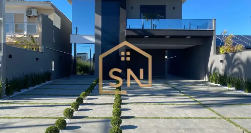 Sobrado de alto padrão com piscina no condomínio atami norte