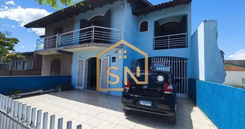 Sobrado 3 quartos com piscina no balneário canoas em pontal do paraná