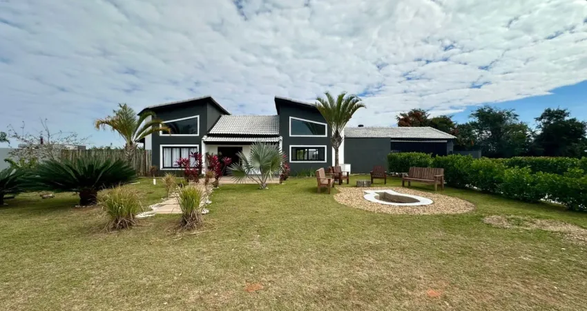 Casa em condomínio fechado com 3 quartos à venda na Rua Augusto Cesar, 10, Ninho Verde II, Pardinho