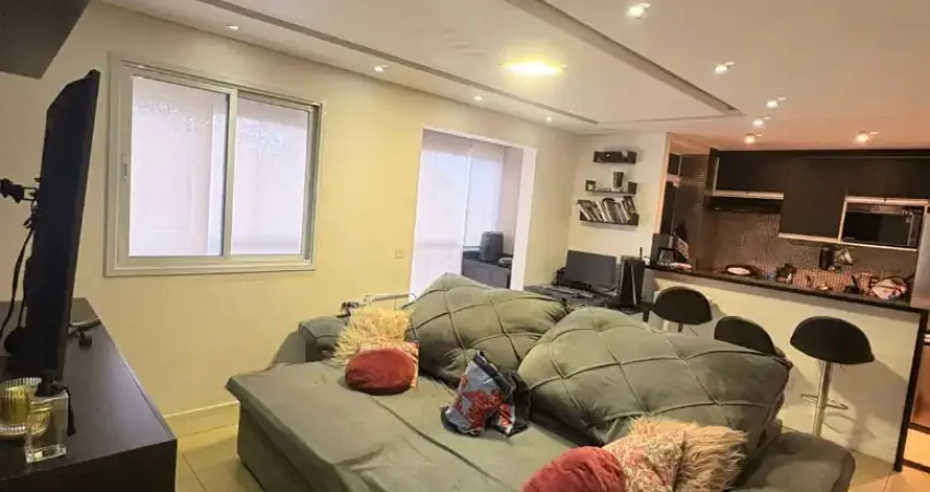 Lindo apartamento 3 dorm (living ampliado) 1 suite e 2 vagas de garagem