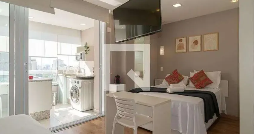 Kitnet / Stúdio à venda na Rua Álvaro Guimarães, 9, Bela Vista, São Paulo