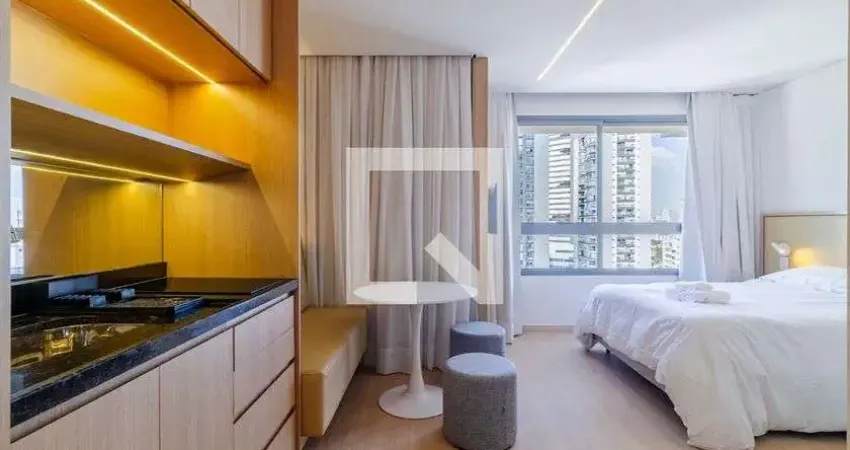 Kitnet / Stúdio à venda na Rua Antônio Bicudo, 100, Pinheiros, São Paulo