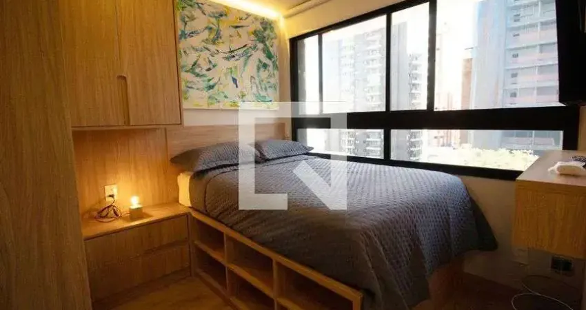 Kitnet / Stúdio à venda na Rua Alves Guimarães, 105, Pinheiros, São Paulo