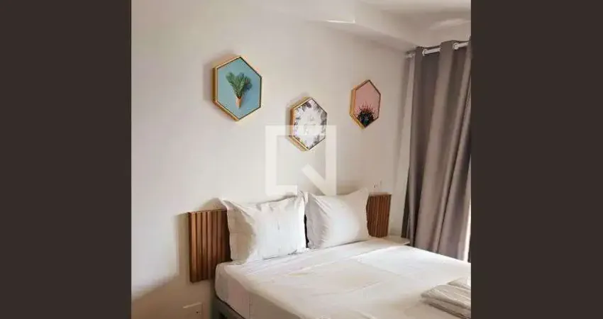 Kitnet / Stúdio à venda na Rua Senador César Lacerda Vergueiro, 160, Vila Madalena, São Paulo