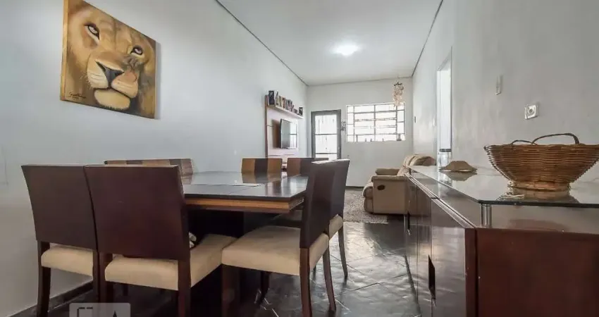 Casa com 2 quartos à venda na Rua Acalifas, 56, Campo Belo, São Paulo
