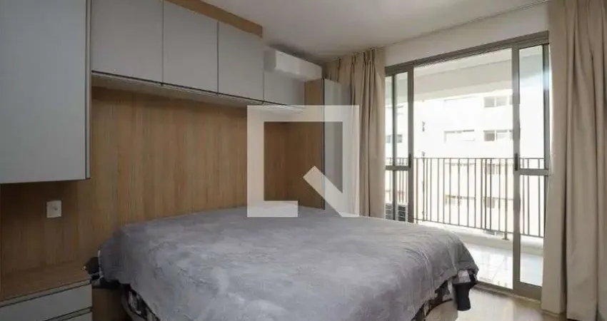 Kitnet / Stúdio à venda na Rua Paulistânia, 130, Vila Madalena, São Paulo