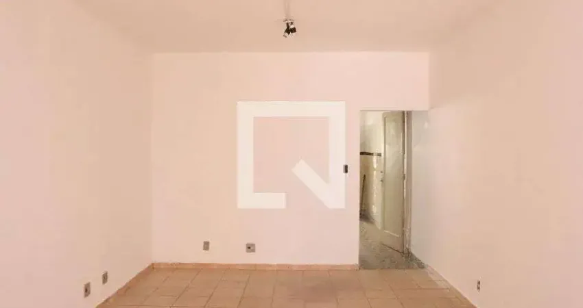 Casa com 2 quartos à venda na Rua Francisco Alves, 56, Vila Romana, São Paulo