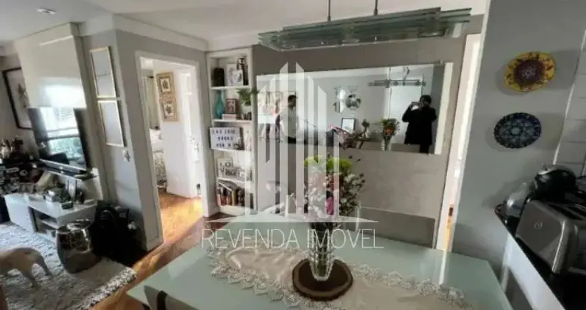 Apartamento à venda em Perdizes no Condomínio Persona Perdizes, sendo 2 quartos, 1 suíte, 2 banheiros, 1 vaga de garagem e 70m². Venha conferir!