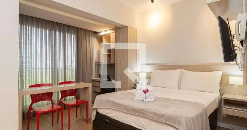 Kitnet / Stúdio à venda na Rua Turiassu, 1445, Perdizes, São Paulo