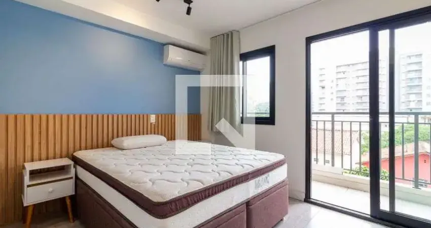 Kitnet / Stúdio à venda na Avenida dos Carinás, 356, Moema, São Paulo