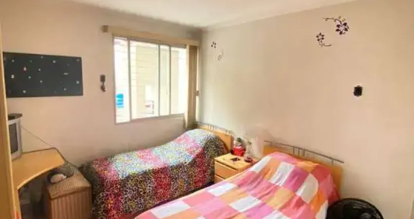 Cond. Justica e Paz, apartamento de 65m² com 2 dormr, 1 vaga em Bela Vista.