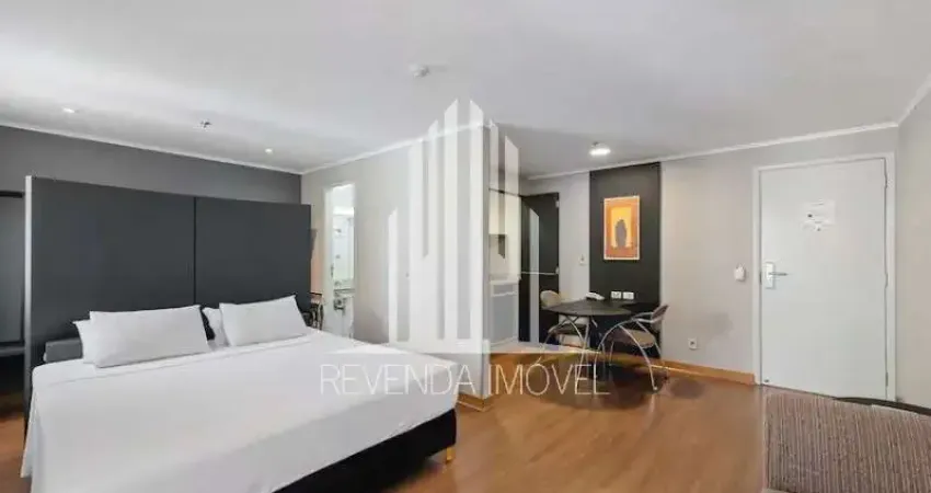 Apartamento à venda em Moema, São Paulo-SP: 1 quarto, 1 banheiro, 1 vaga de garagem, 35m² de área. Venha conferir!