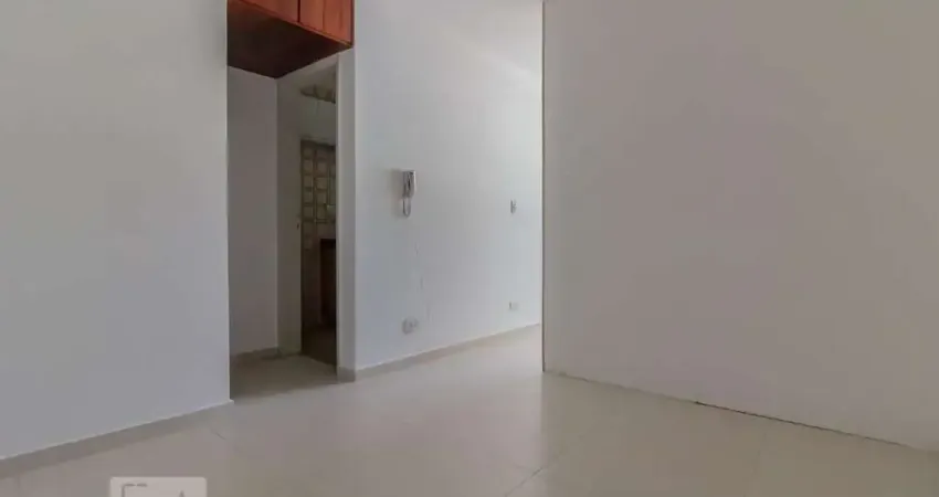 Kitnet / Stúdio à venda na Rua Taguá, 393, Liberdade, São Paulo