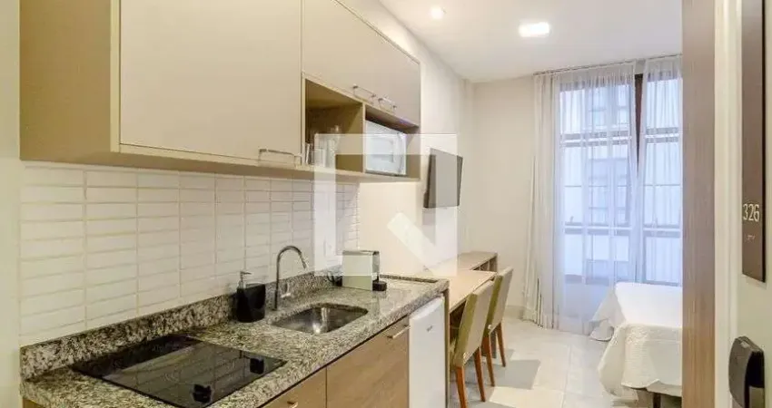 Kitnet / Stúdio à venda na Avenida Senador Queirós, 192, Centro, São Paulo