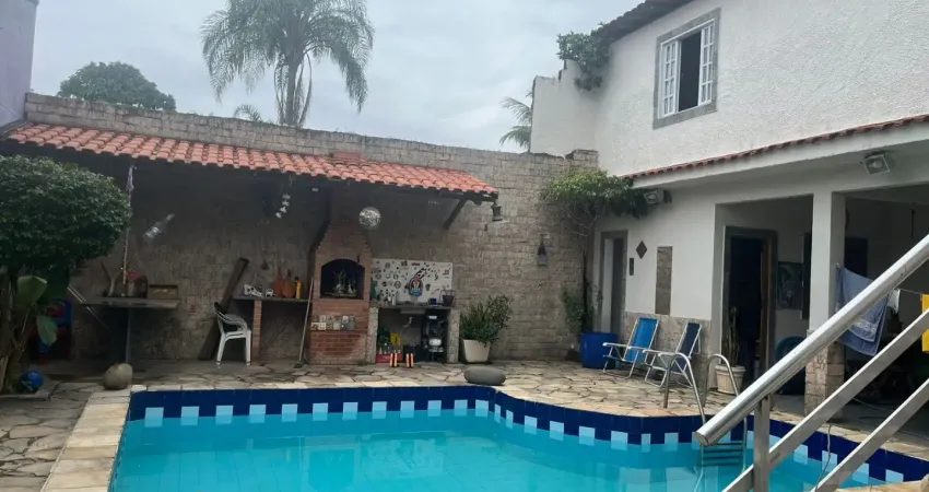Casa com 3 quartos com suíte– piscina – sauna – bancários – ilha do governador