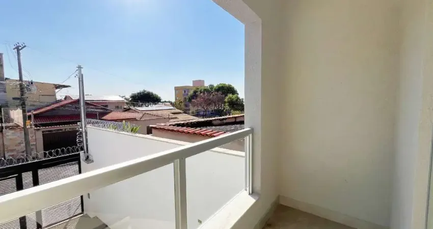 Casa com 2 quartos à venda na Rua Álvaro Camargos Sobrinho, 600, Floramar, Belo Horizonte