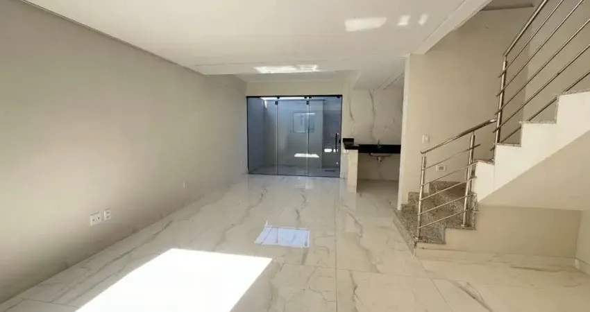 Casa com 3 quartos à venda na Rua José do Patrocínio, 267, Santa Mônica, Belo Horizonte