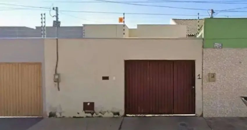 Casa com 3 quartos à venda na Rua Fildecina Moreira dos Santos, 39, Parque Calixtópolis II, Anápolis