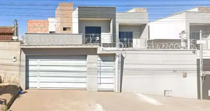 Casa com 3 quartos à venda na Rua Araguacema, 157, Setor Maysa, Trindade