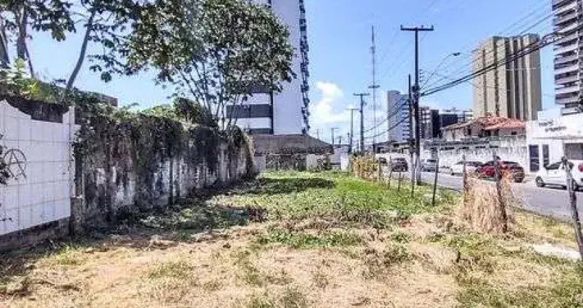 Vendo ou alugo terreno de esquina, medindo 342m² localizado no farol, próx. ao colégio sacramento