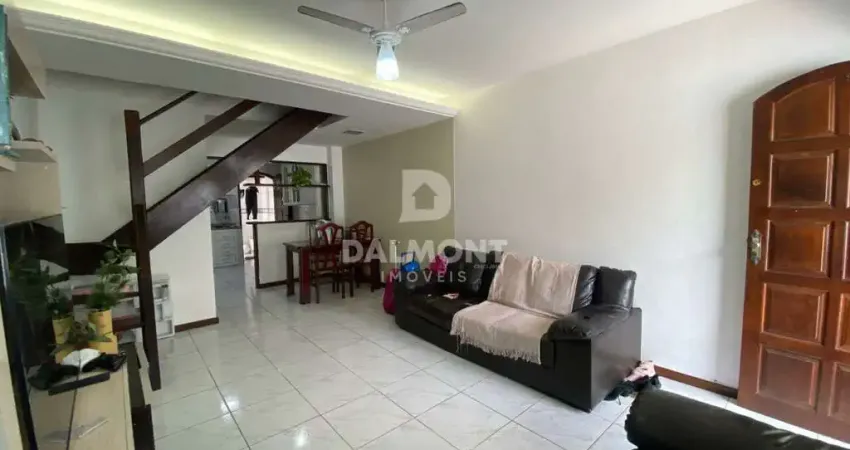 Ogiva - cabo frio - casa com 2 suítes em condominio com vista para o canal do itajuru.