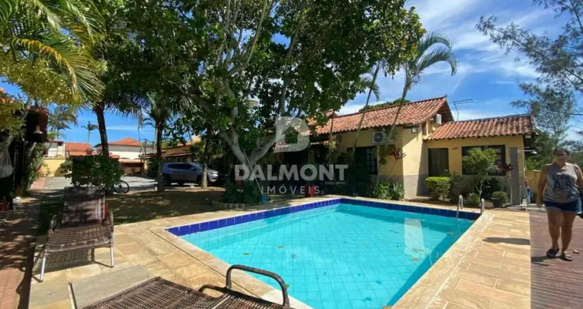 Ogiva - Cabo Frio - Casa linear em codomínio fechado, 65m²