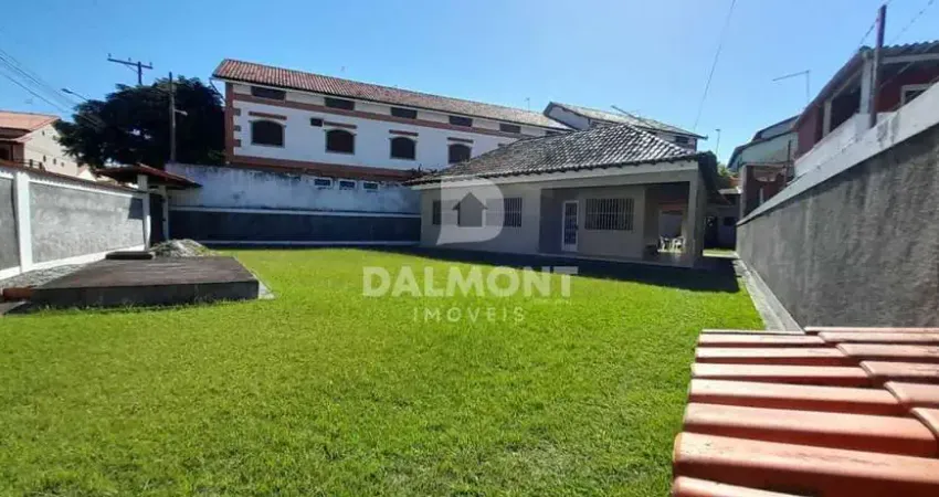 Peró - Cabo Frio/RJ -  Casa independente com quintal