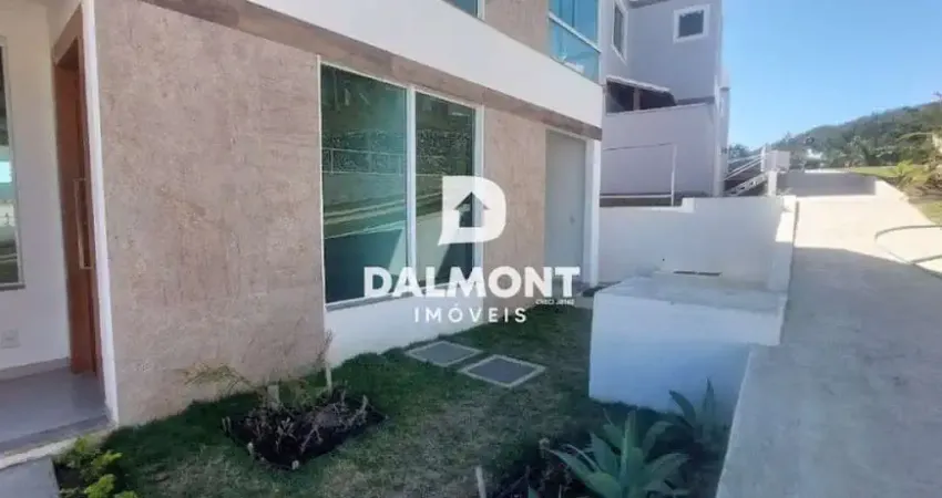 Casa em condomínio fechado com 2 quartos à venda na Piloto, 132, Peró, Cabo Frio