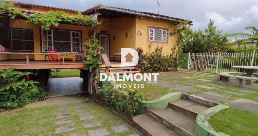 Balneário São Pedro - São Pedro da Aldeia  -  Casa com excelente quintal