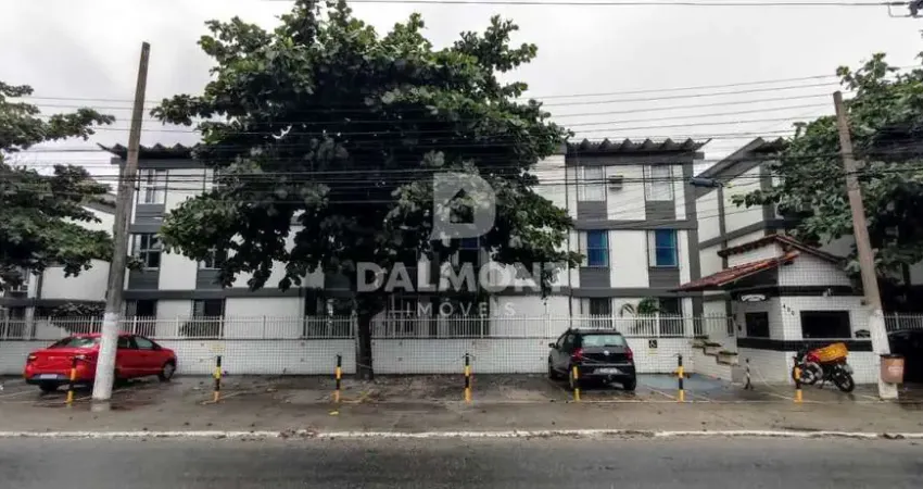 Braga - Cabo FrioRJ - Apartamento com 02 quartos sendo 01 suite à venda R$ 330.000,00