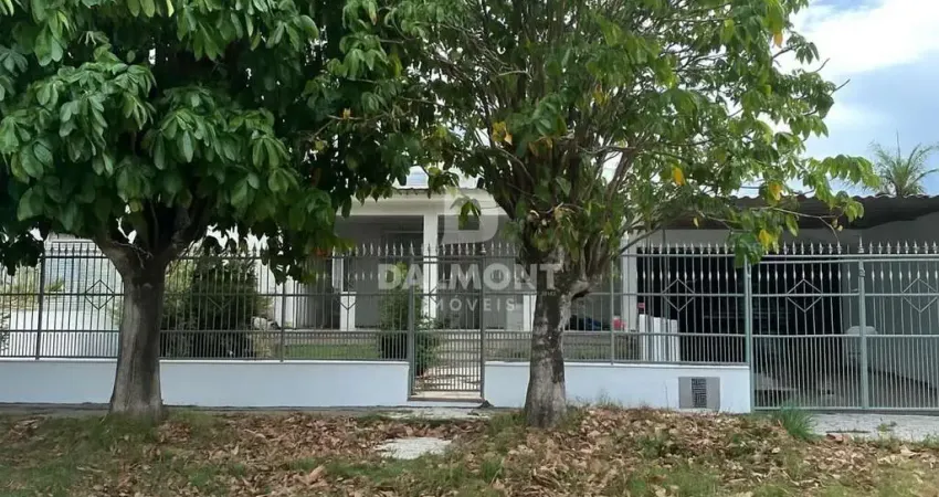 Centro iguabinha - araruama/rj - casa de 03 quartos com 600m² de área de terreno.