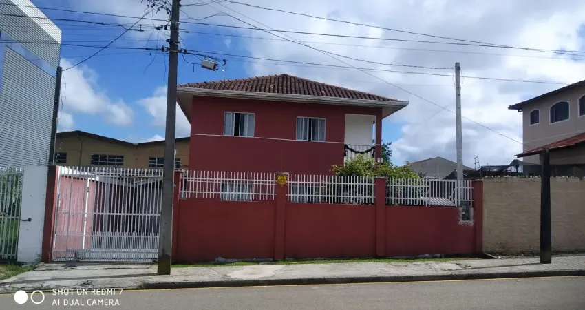 Excelente sobrado 180m2 com 3 dormitórios a a 50mts da avenida Jacob Macanhan